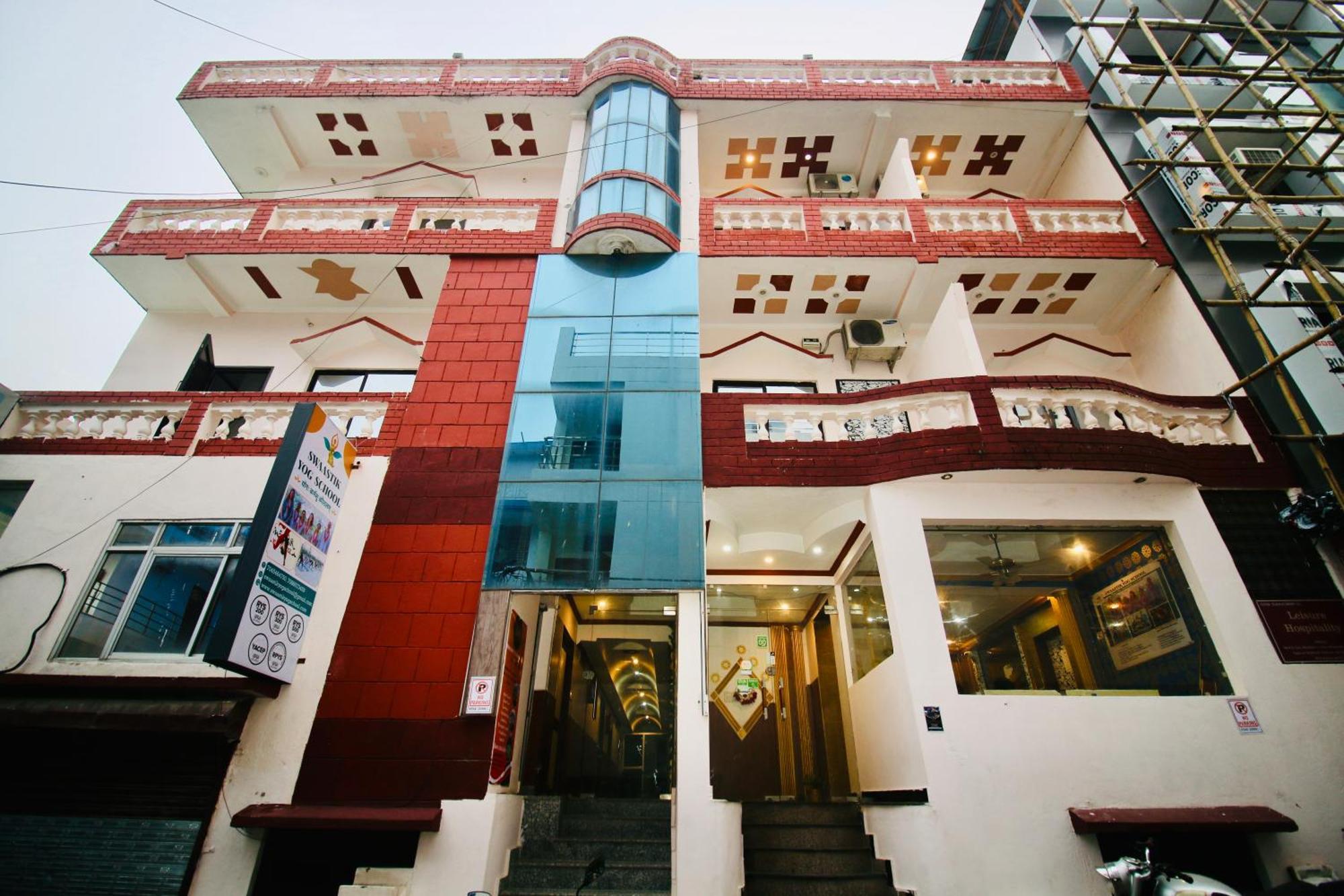 Sattva Cafe And Motel Rishīkesh Exterior foto
